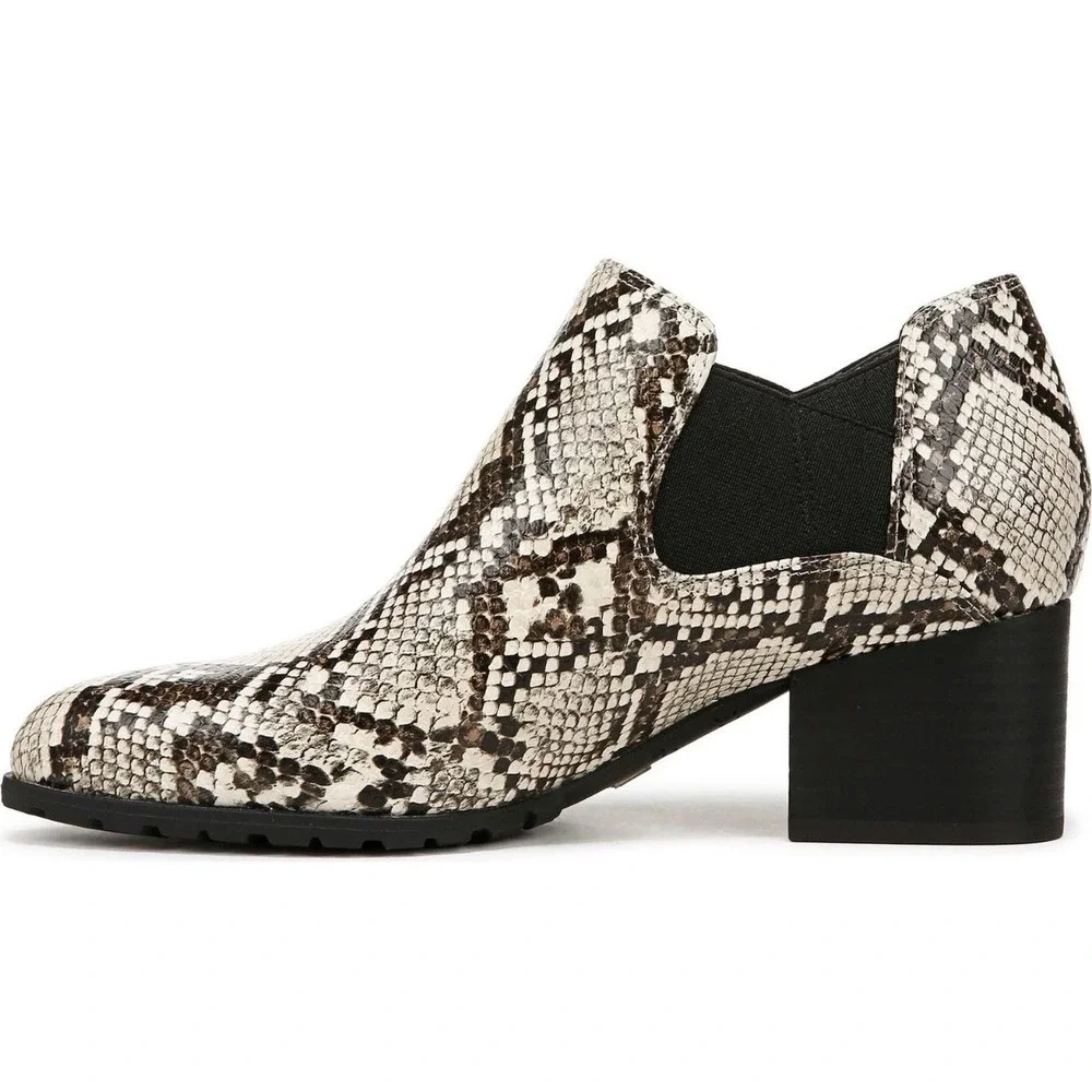 NEW Vionic Snakeskin Ankle Boots Women‎ 6.5 Block Heel Pointed Toe